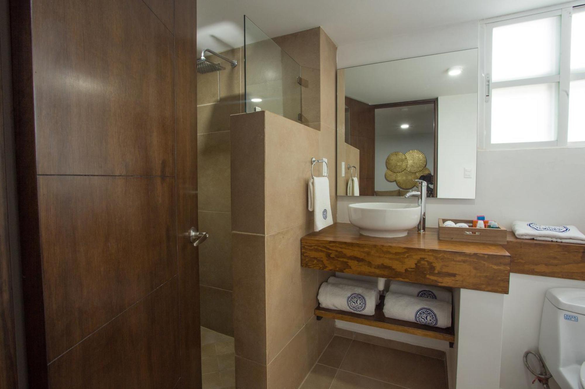 Saint George Hotel - Spa & Temazcal Текискиапан Экстерьер фото